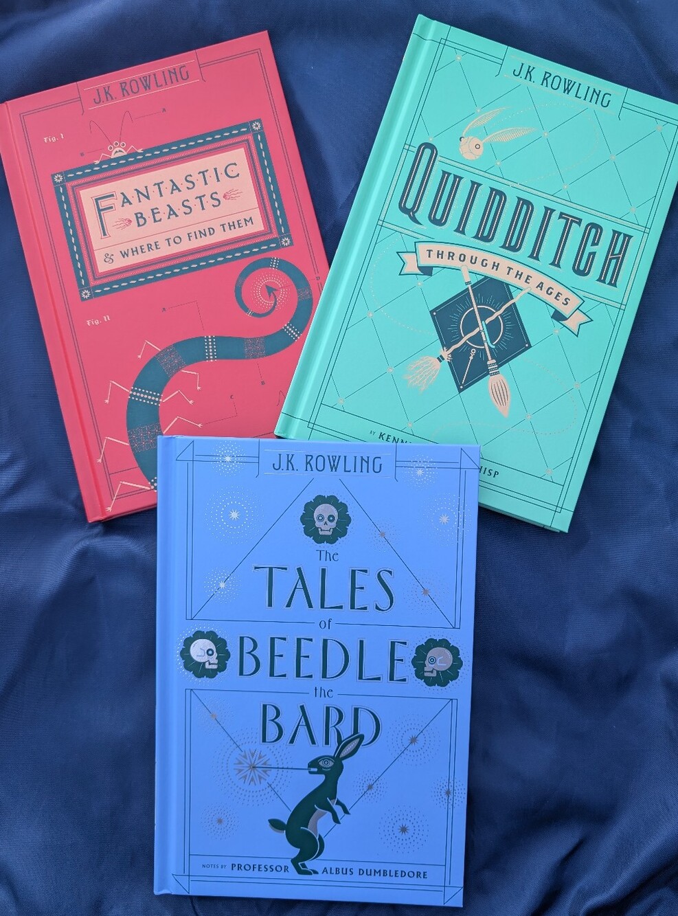 Hogwarts Library Box Set - Picture 1 of 3